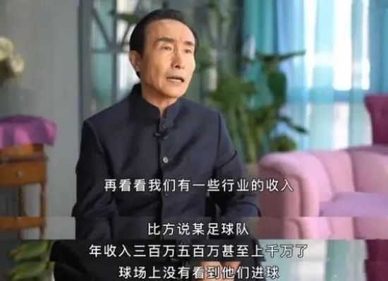 男主角刘以豪也是实力圈粉，;虽然《比悲伤更悲伤的故事》赚走我不少眼泪，但可以收获一枚又帅又暖的男神刘以豪，值了！有如此强劲的票房潜力和口碑表现，更加期待电影可以早日引进，让观众一饱眼福